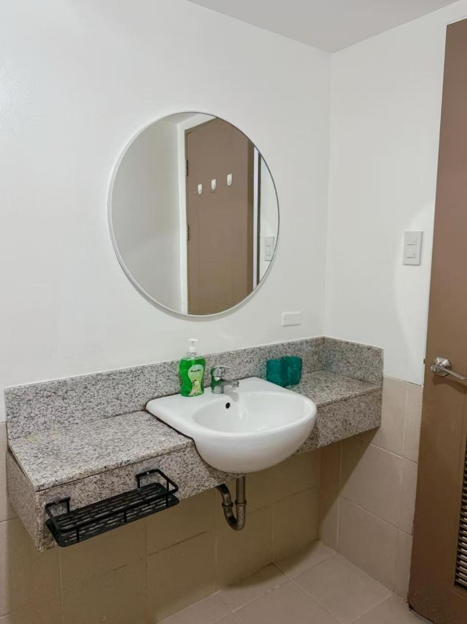 Alea Residence 21 Las Piñas 외부 사진