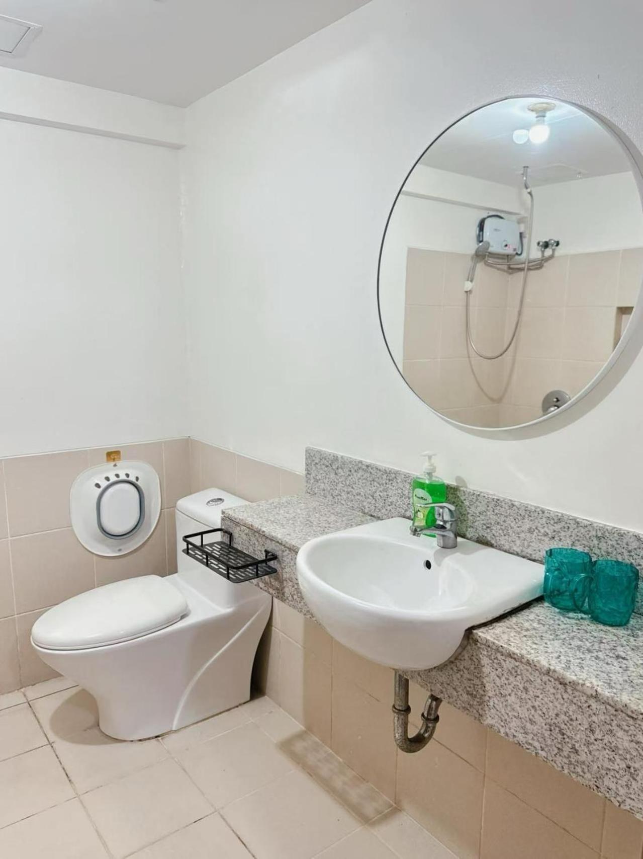 Alea Residence 21 Las Piñas 외부 사진